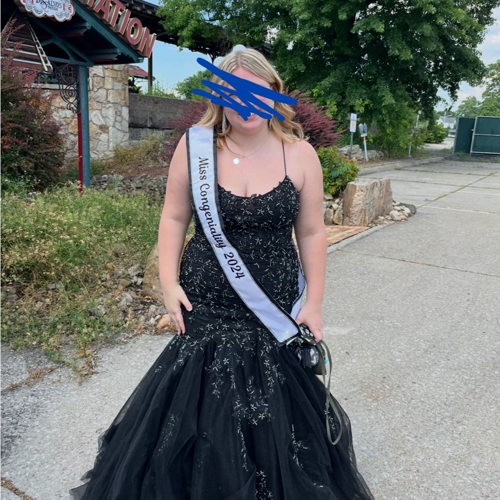 Elegant Black Prom Dress